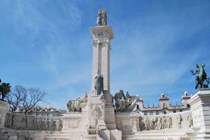 Cadiz Shore Excursion: Scenic & walking tour with cheese and sherry tasting - Key Points