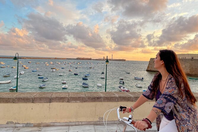 Cadiz Small Group Bike Tour - Logistics and Group Experience