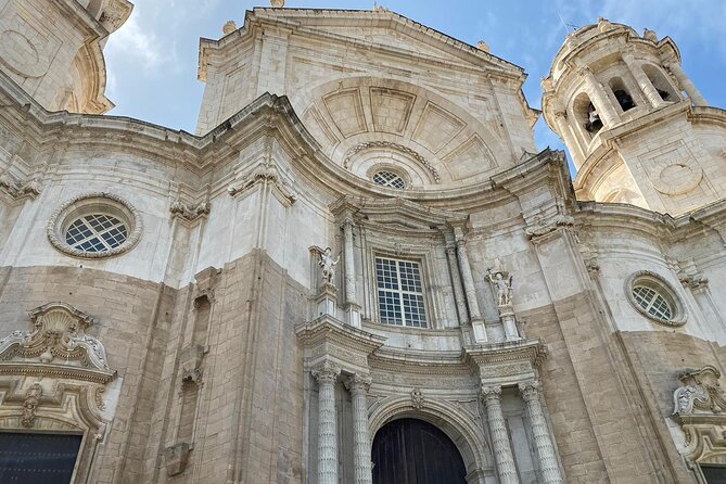Cádiz Tapa (food) and walking Tour - Half-Day Private tour - Starting Point at Plaza de San Juan de Dios