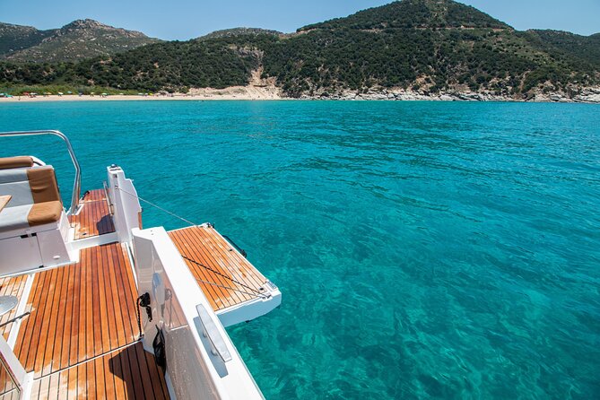 Cagliari 3 Hours Luxury Motorboat Tour - Wine and Snorkeling - Practical Tips for a Smooth Trip