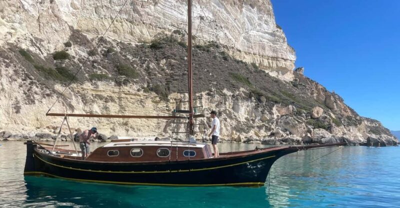 Cagliari: Classic Boat tour along the gulf with tasting. - Exploring Cagliari’s Coast in Classic Style on the Mauna Loa III