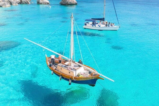 Cagliari Gulf Boat tour : 5 stops, snorkeling & local aperitif - Key Points