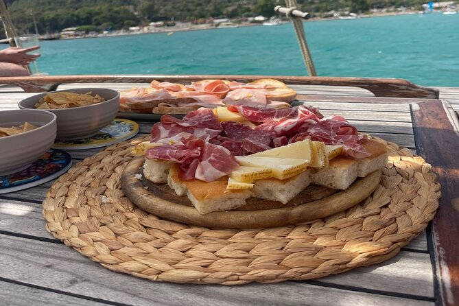 Cagliari Gulf Boat tour : 5 stops, snorkeling & local aperitif - The Largest Cave in the Gulf of Cagliari