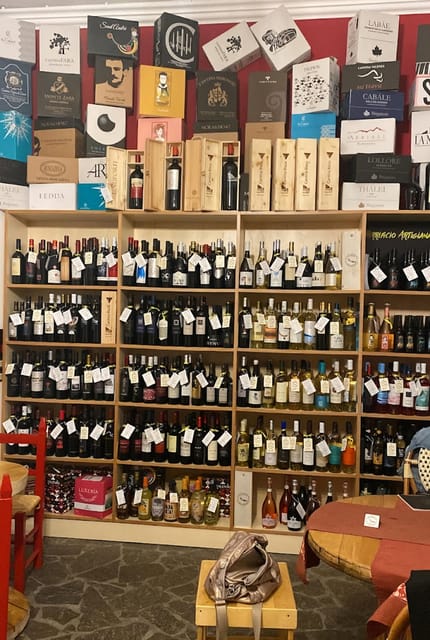 Cagliari Old Town: Wine Tasting and local products - Key Points