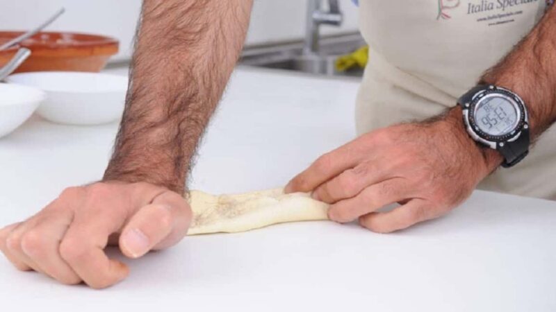 Cagliari: Sardinian Cooking Class with Meal and Drinks - The Approach and Style of the Hosts