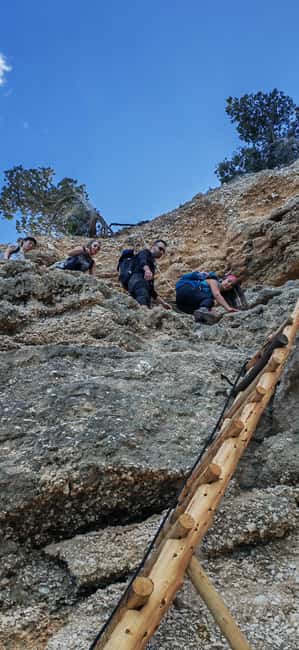 Cala Mariolu trekking - Practical Tips: What to Prepare and Wear