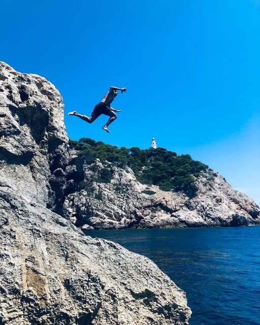 Cala Ratjada: SUP SAFARI TOUR 2H - Exploring Hidden Caves and Secret Beaches