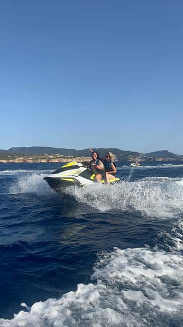 Cala Salada: 30-Minute Jet Ski Experience - Age Restrictions and Physical Requirements