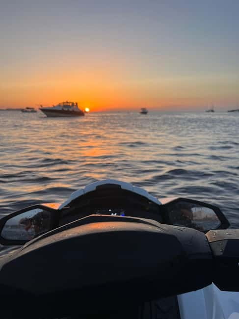 Cala Salada: 30-Minute Jet Ski Experience - What to Bring and What Not to Bring