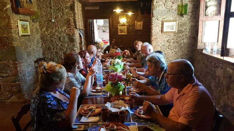 Calabria: Maccarruna Pasta Making Class with Nonna - The Flavorful Atmosphere in the Restored Restaurant