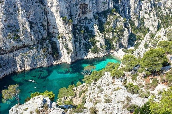 Calanques of Cassis, Aix-en-Provence & Wine Tasting Private Tour - Discover the Charm of the French Riviera in a Day