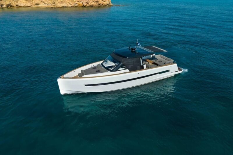 Caldera Private Cruise with Luxury Fjord 52 Motor Yacht - Dining at a Traditional Greek Taverna in Thirassia