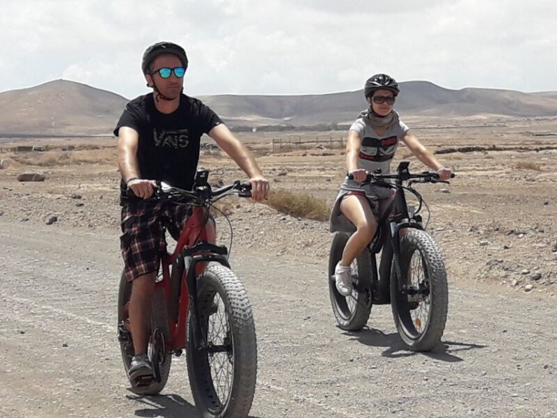 Caleta de Fuste/Corralejo: Guided E-Bike Tour & Crater Hike - Visiting Calderon Hondo: The Most Preserved Crater