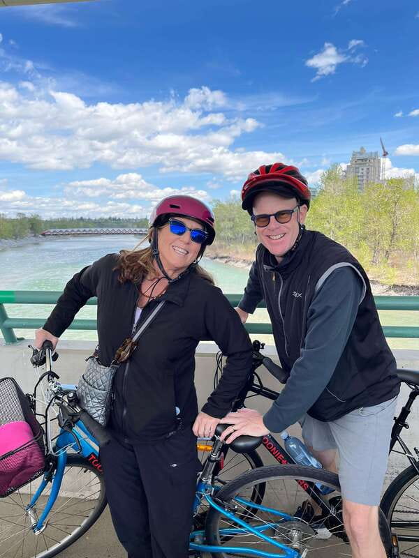 Calgary: City Bike Tour, Highlights and Bow River - Guided Commentary and Personalities of Guides