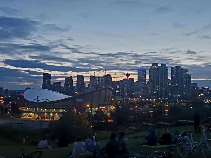 Calgary City Tour & Yamnuska Wolfdog Sanctuary Private Tour - Discover the Charm of Calgary with a Private 8-Hour Tour