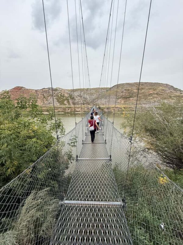 Calgary: Drumheller and Badlands Tour with Museum Entry - Marveling at the Hoodoos and Their Legends