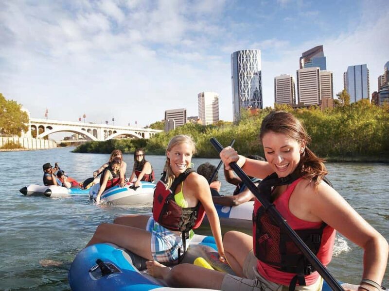 Calgary: Guided Couple City Tour with Stops for Photos - Drive-bys of Calgary’s Cultural and Scientific Landmarks