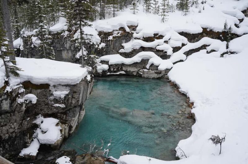 Calgary: Marble Canyon Icefalls & Lake Louise Guided Tour - Pickup and Drop-off Logistics