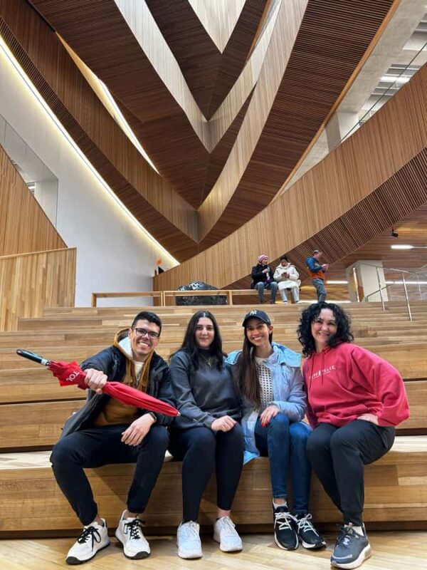 Calgary: Private Walking Tour of City Highlights - Walking the Calgary +15 Skywalk Network