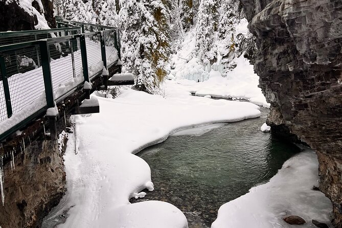 Calgary to Louise, Moraine, Emerald Lake and Johnston Canyon Tour - Visiting Banff Town and Local Charm