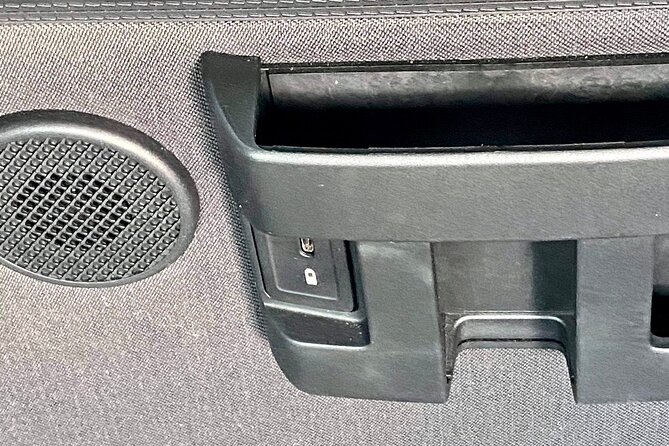 Calgary YYC Airport to Banff/Canmore  Private (Round Trip) - Flexibility in Booking and Rescheduling