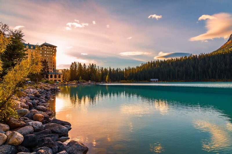 Calgary:Moraine Lake Sunrise & Lake Louise & Wildlife Safari - Accessibility and Suitability