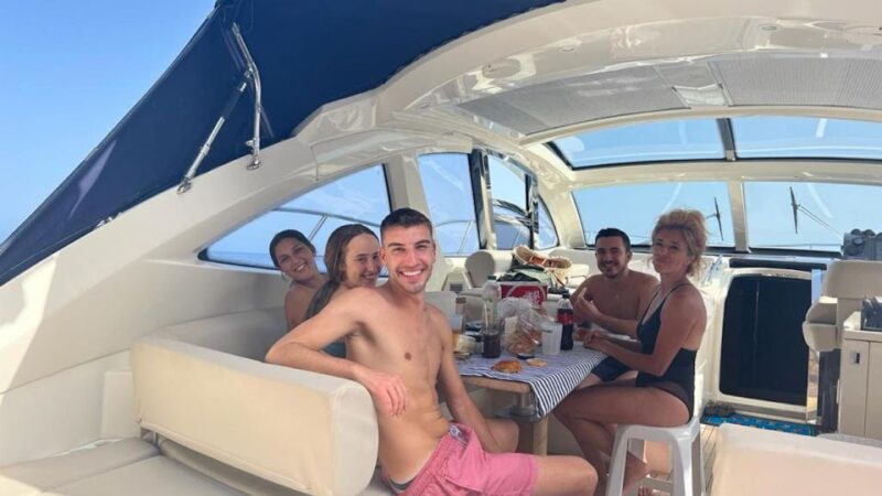 Calheta: Private Charter  Aestus Luxury Boat - Key Points