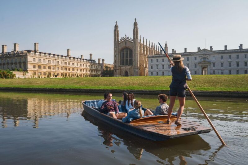 Cambridge: Guided Shared River Punting Tour - Discover Cambridge’s Iconic Colleges and Bridges on a Guided Punting Tour