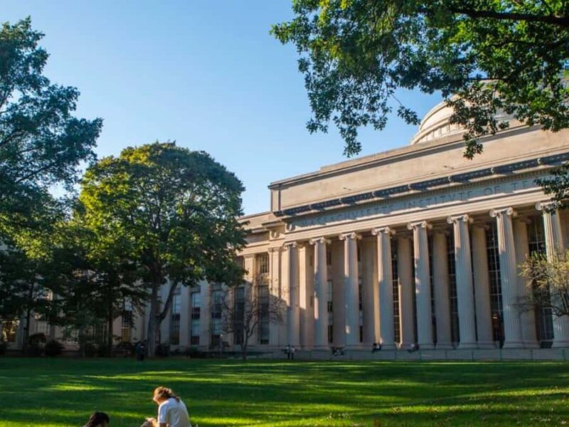 Cambridge: MIT Guided Walking Tour with Student Guide - Value for Money and Flexibility