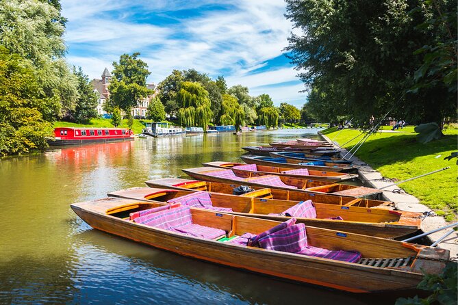 Cambridge Scavenger Hunt and Highlights Self-Guided Tour - Flexibility in Pace and Route