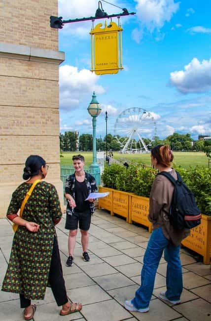 Cambridge: Women and Queer History Tour - Key Points