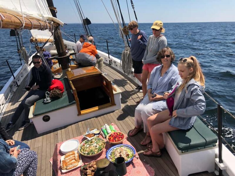 Camden, Maine: Day Sails aboard Schooner Surprise - Comfort and Practical Tips for the Sail