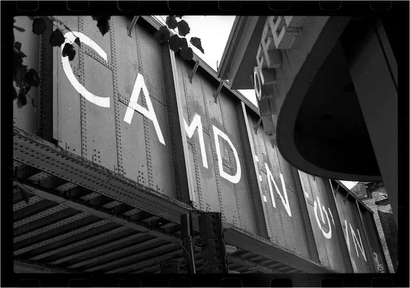Camden: Photography Tour (Film Cameras Welcome!) - Exploring Camden’s Food Stalls and Artistic Corners