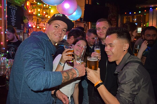 Camden Pub Crawl in London - Accessibility and Dress Code: Smart-Casual Attire Recommended