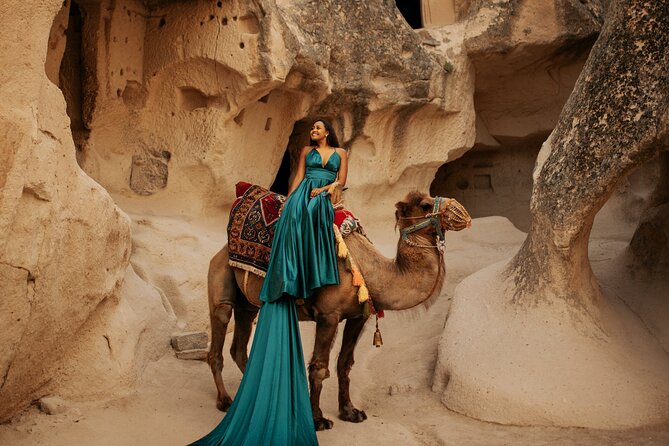 Camel Ride Through Cappadocia's Fairy Chimneys With Balloon view - Logistics and Group Size
