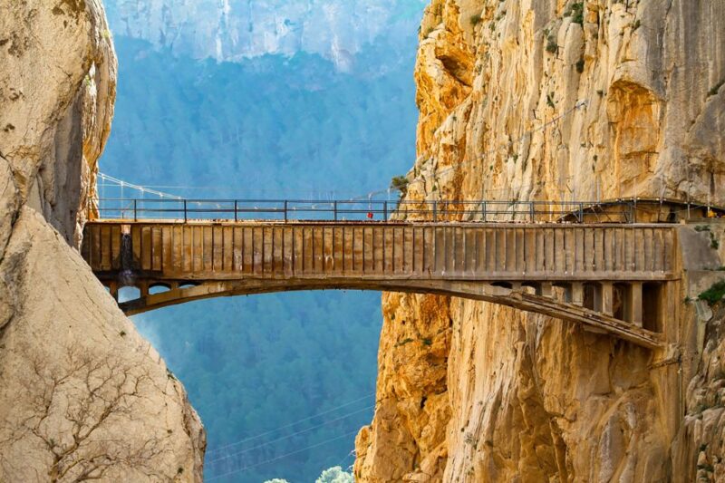 Caminito del Rey: Guided Tour and Entry Ticket - The Historical and Natural Significance