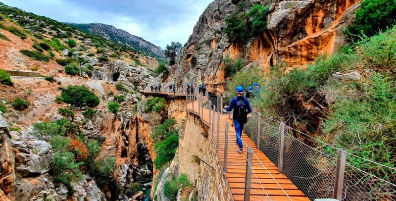 Caminito del Rey Guided Tour & Welcome Pack from Málaga - Discover the Caminito del Rey Guided Tour from Málaga