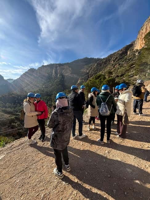 Caminito del Rey: Guided Tour Without Transportation - Tour Duration and Pacing