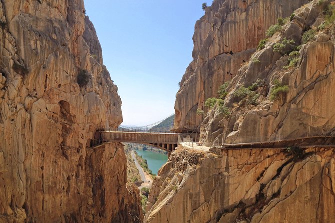 Caminito del Rey Small Group Tour from Malaga with Picnic - Enjoying the Picnic with Regional Specialties
