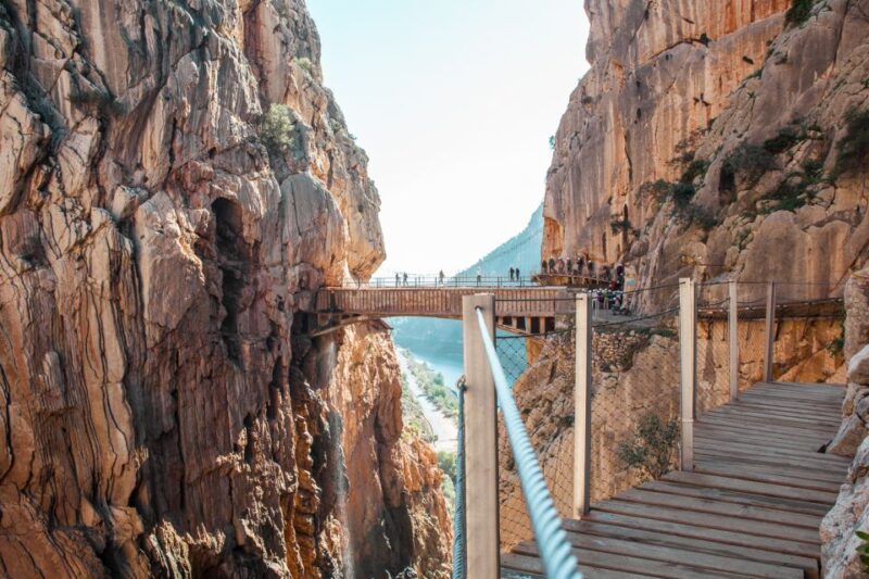 Caminito del Rey: Trekking Tour with Hiking Guide - Crossing the Suspended Footbridge and Reaching Heights of 101 Meters