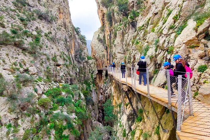 Caminito del Rey with Pickup from Malaga City - The Guide’s Role and Multilingual Support