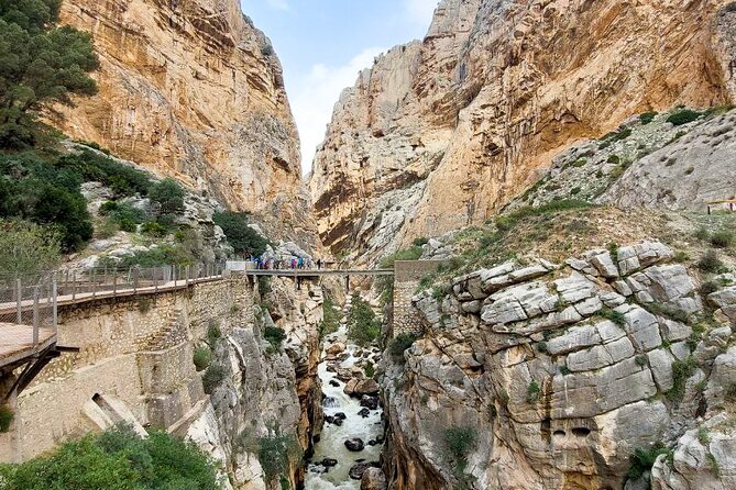 Caminito del Rey with Pickup from Malaga City - Practical Tips for a Smooth Experience