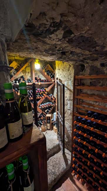 Campania Wine&Food Tasting in Sorrento underground cellar - Culinary Pairings That Highlight Local Flavors