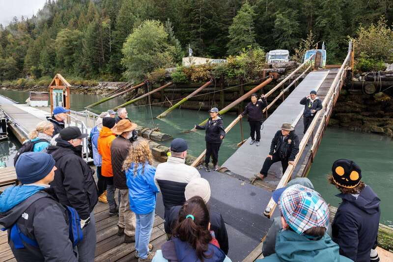 Campbell River: Bute Inlet Grizzly-Watching Tour & Boat Ride - Practical Details: What to Bring and What’s Included