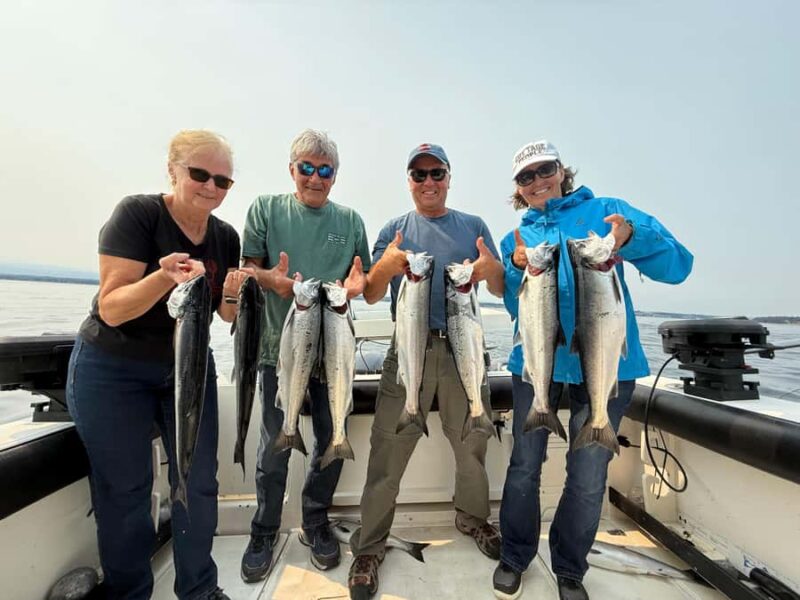 Campbell River: Private Fishing Charter with Guide - Scenic Coastal Waters and Wildlife Viewing