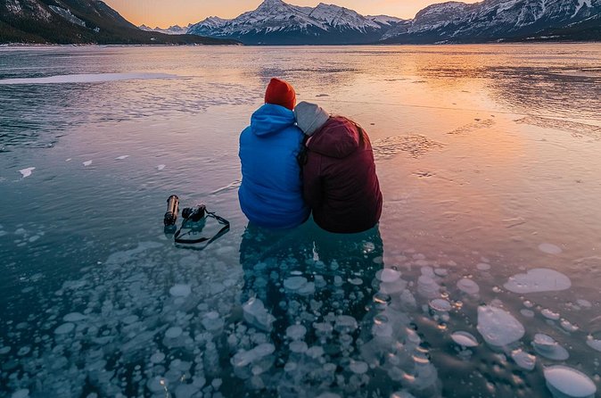 Canadian Rockies Abraham Lake Ice Bubbles Helicopter Tour - Weather Considerations and Cancellation Policy