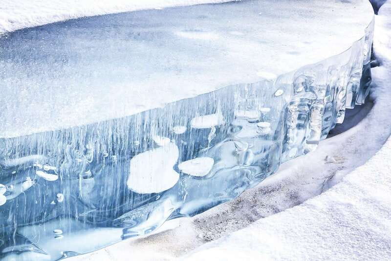 Canadian Rockies: Abraham Lake Ice Bubbles Helicopter Tour - Logistics and Tour Details