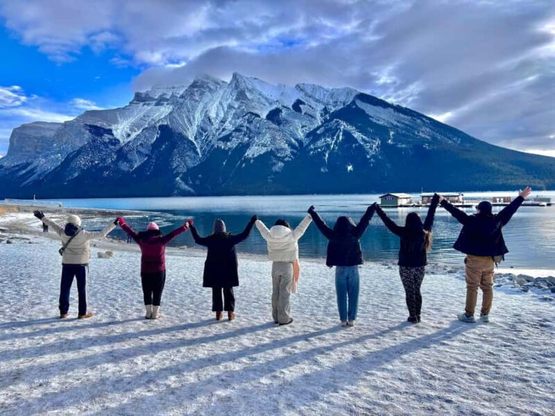 Canadian Rockies: Singles Only Tour - Exploring the Iconic Sights of Lake Louise and Banff Avenue