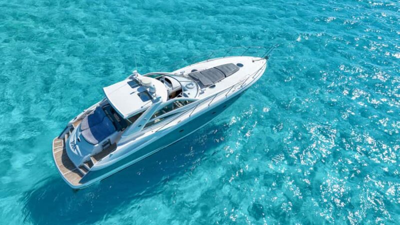Cancun: 52-Foot Yacht Rental - Key Points