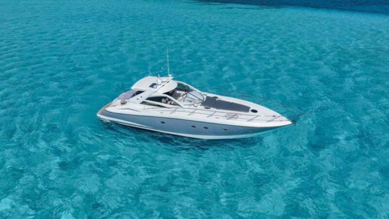 Cancun: 52-Foot Yacht Rental - Customizable Itinerary for a Personal Water Adventure